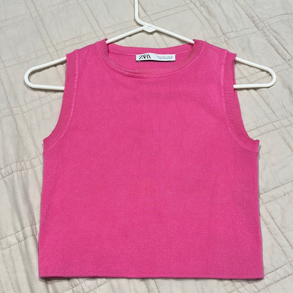 Zara crop top, hot pink M